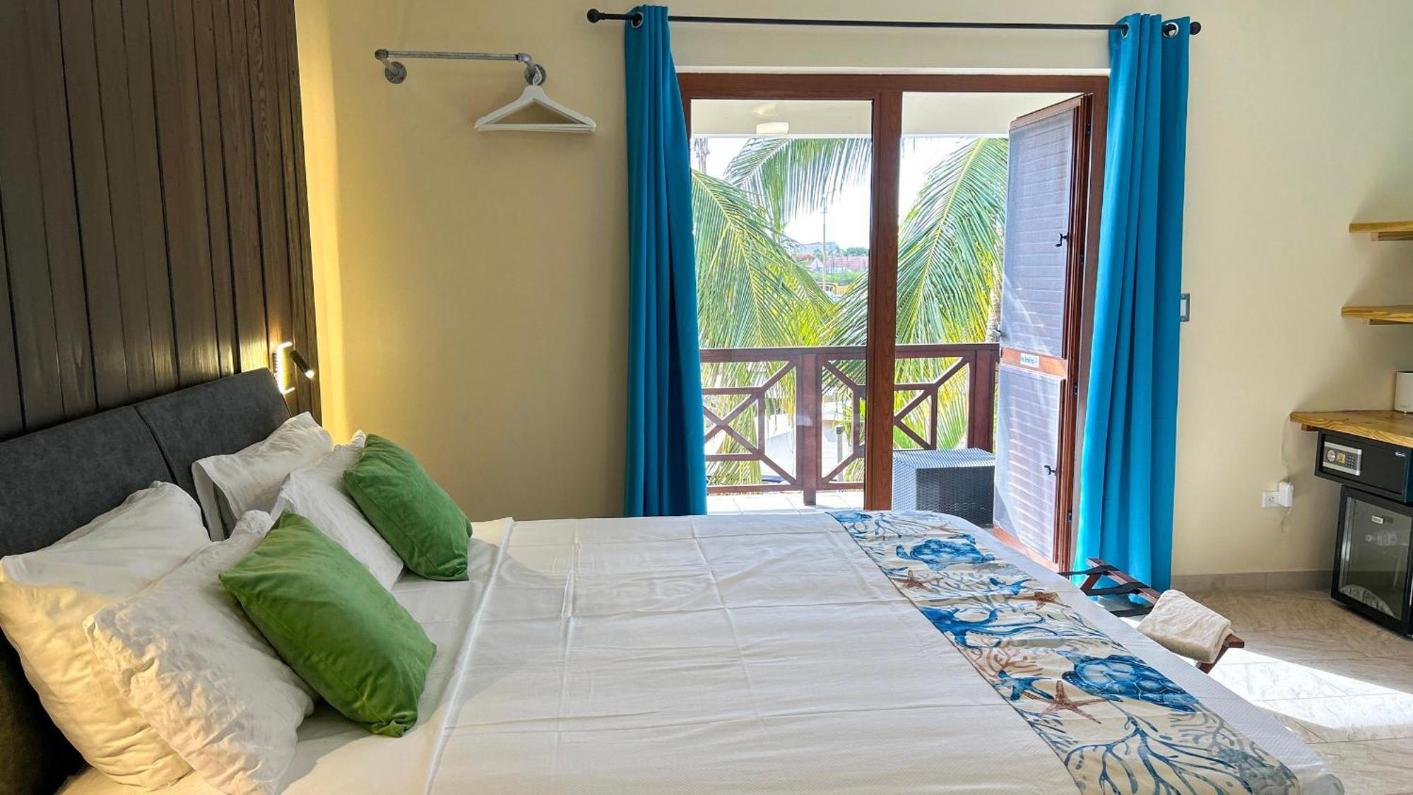 Sonrisa Boutique Hotel - Adults Only Kralendijk  Ngoại thất bức ảnh