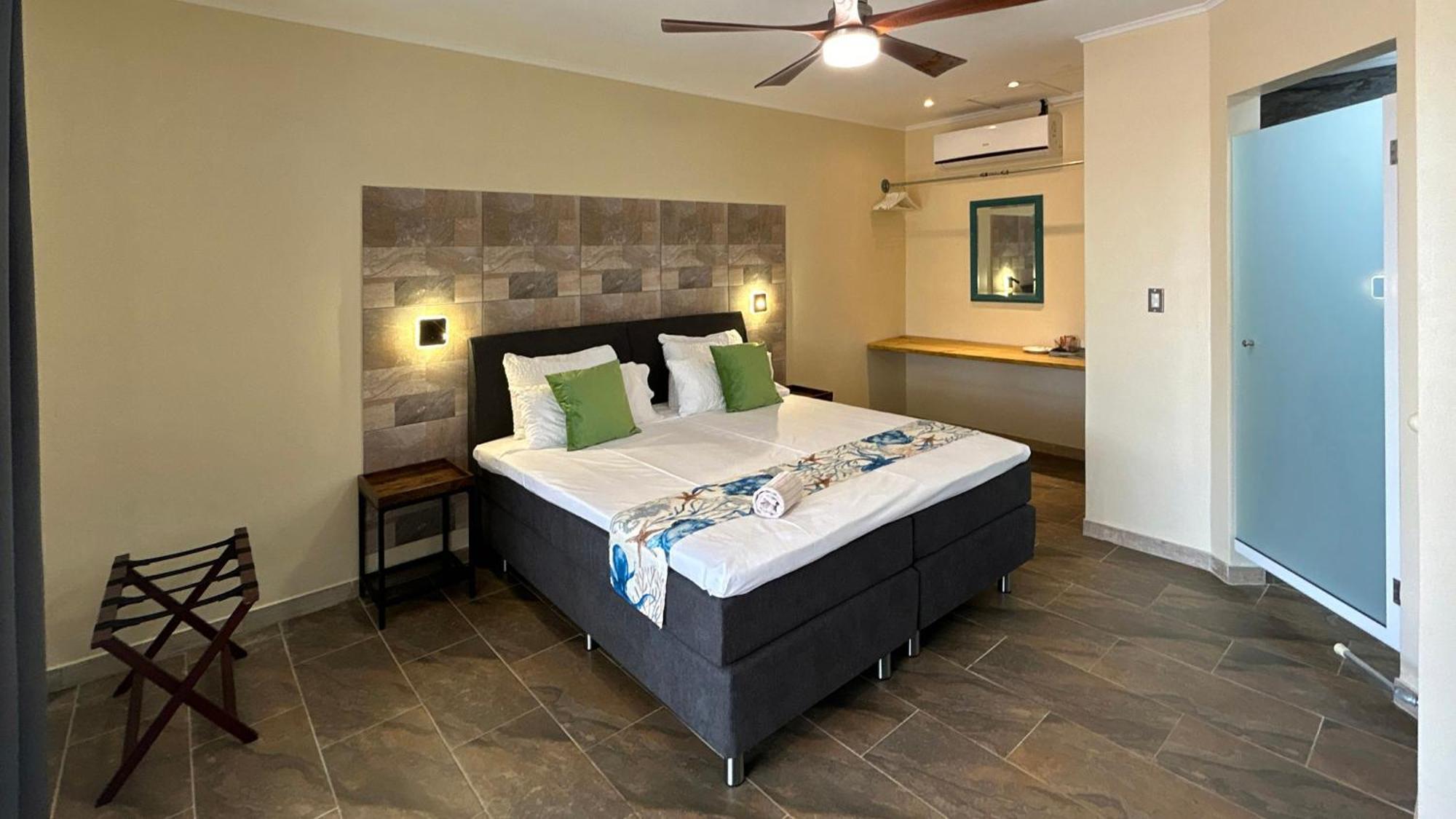 Sonrisa Boutique Hotel - Adults Only Kralendijk  Ngoại thất bức ảnh
